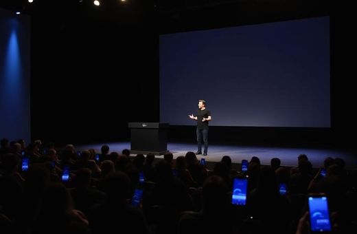 Elonas Muskas kritikuoja Vikimedijos fondo išlaidų prioritetus: diskusijos dėl Vikipedijos ateities