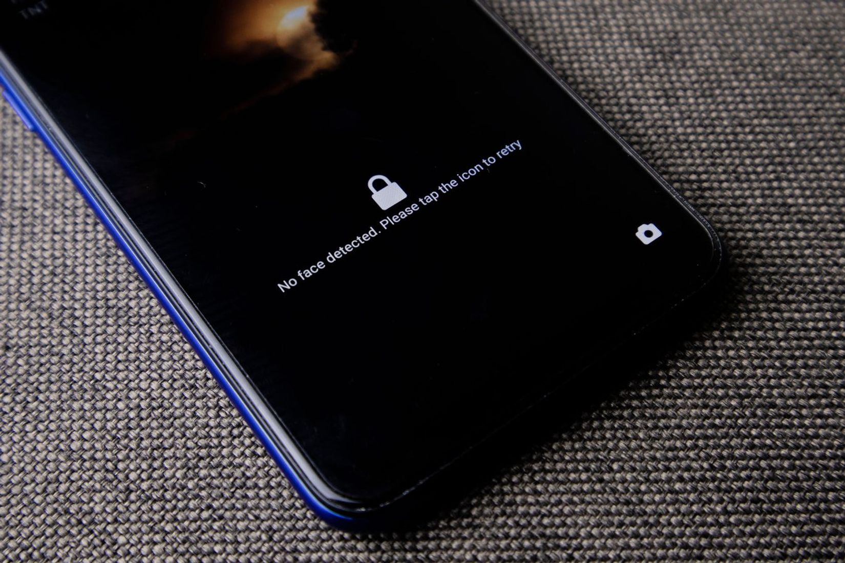 Kodėl verta paslėpti telefono IMEI nuo užrakinto ekrano
