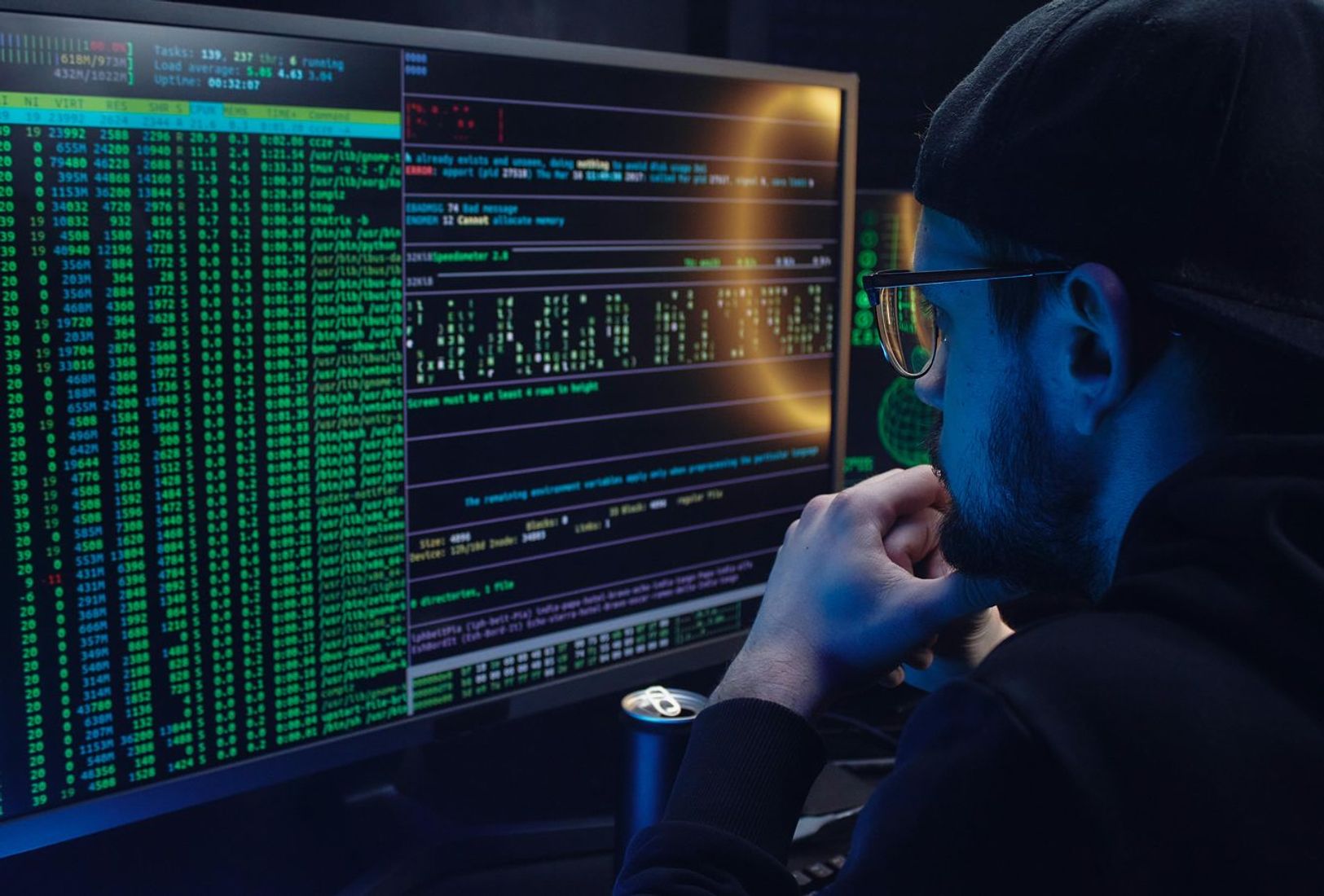 „Microsoft" pagrasino tyrėjui kriminaliniu tyrimu — ir atsidūrė po padidinamuoju stiklu