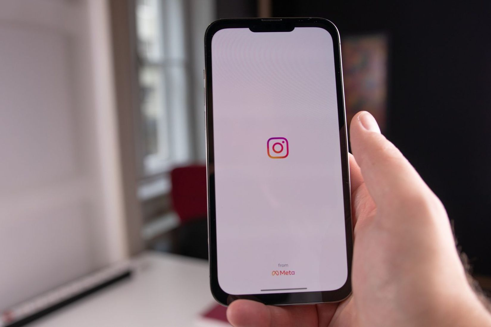 „Meta" DI pagalbos sistema padėjo pavogti 20 tūkst. „Instagram" paskyrų
