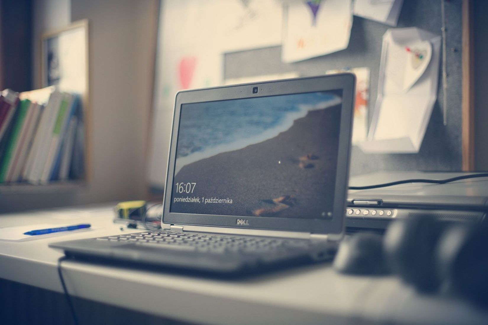XPS 13 grįžta iš numirusių: Dell meta iššūkį MacBook Neo vos už 599 dolerius