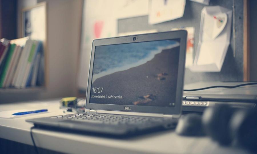 XPS 13 grįžta iš numirusių: Dell meta iššūkį MacBook Neo vos už 599 dolerius