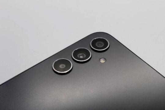 „iPhone 18 Pro" kamera — spąstai, į kuriuos „Android" neturėtų pulti