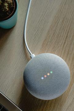 Kai „Google Assistant“ sugriuvo, „Gemini“ vėl sujungė mano išmaniuosius namus