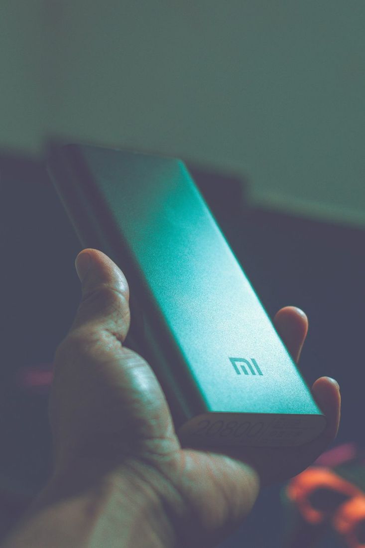 Kodėl 10 000 mAh power bankas telefono neįkrauna du kartus