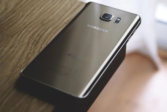 Du „Samsung“ nustatymai sumažina kaitimą ir išlaiko spartą