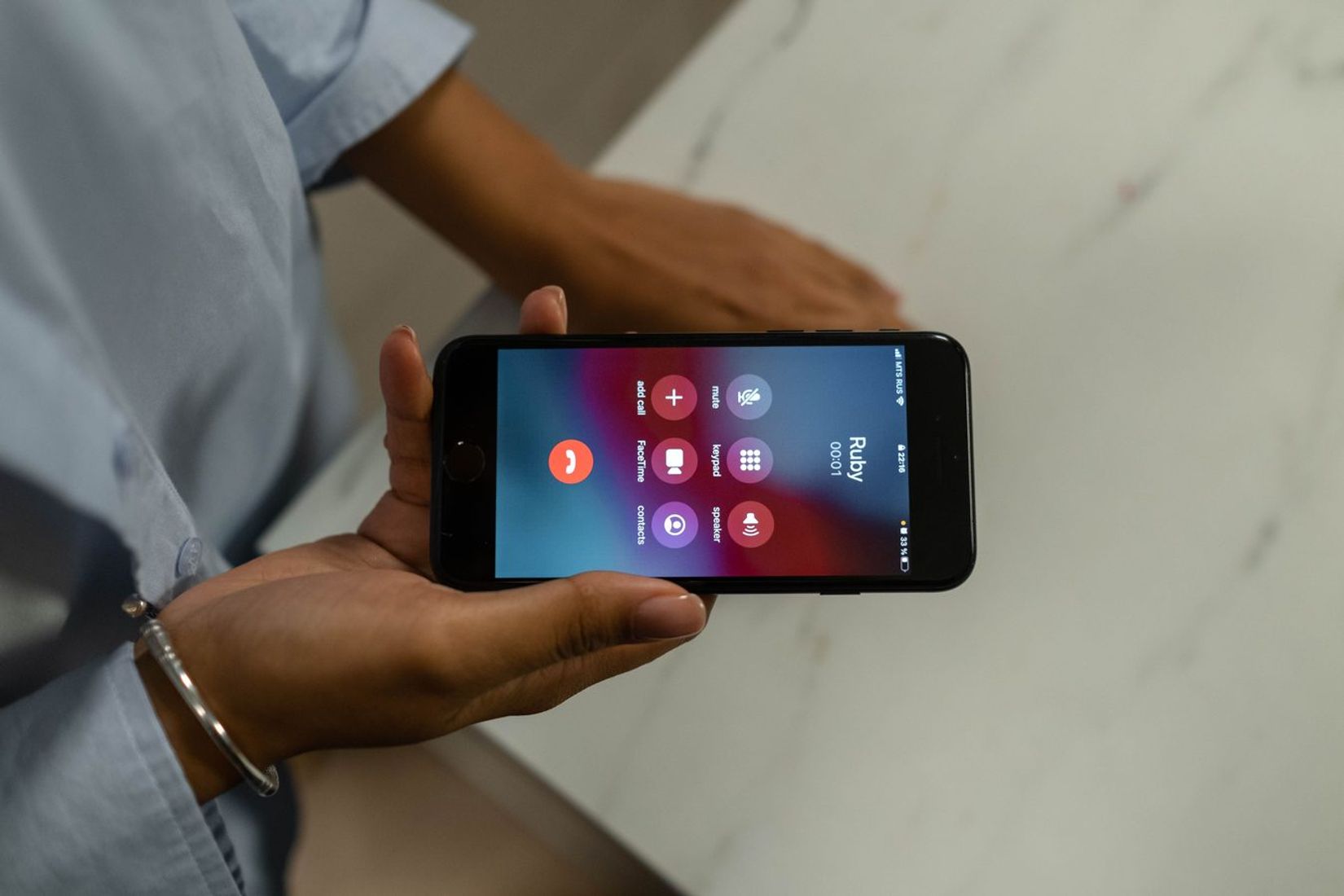Sukčių skambučiai beveik nepasiekia: trys iPhone nustatymai, kuriuos įjungiau