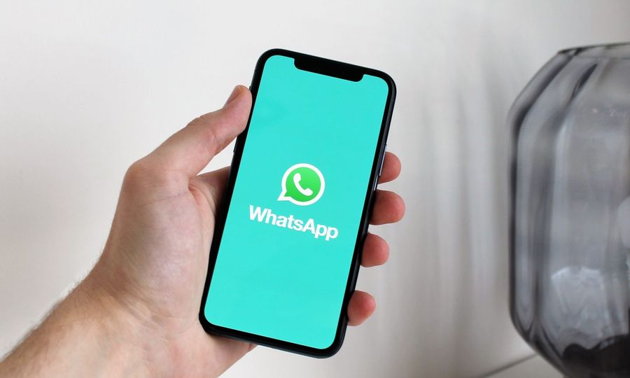 WhatsApp iPhone versijoje grąžina animuotas žinutes: šįkart jas galima išjungti