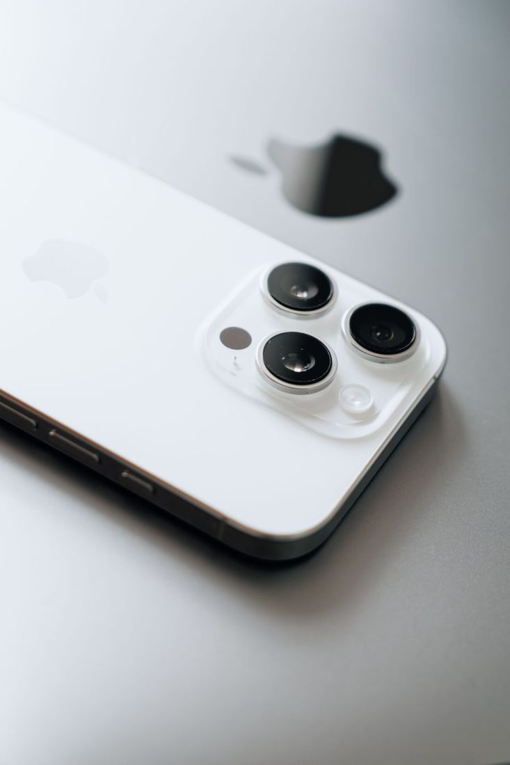 Masinis „Tata“ nutekėjimas parodė, kaip gali atrodyti „iPhone 18 Pro“ kritimo teste