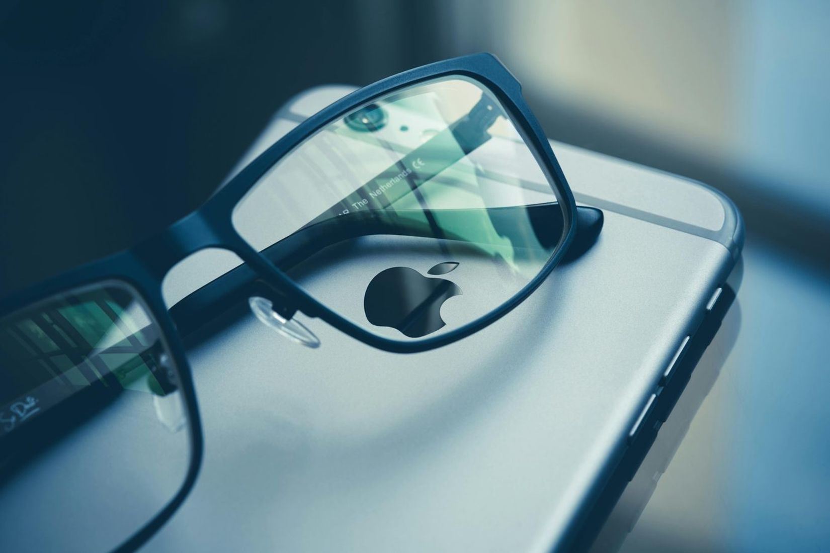 Apple išmanieji akiniai nukeliami į 2027-uosius: kaltas vizualinis intelektas
