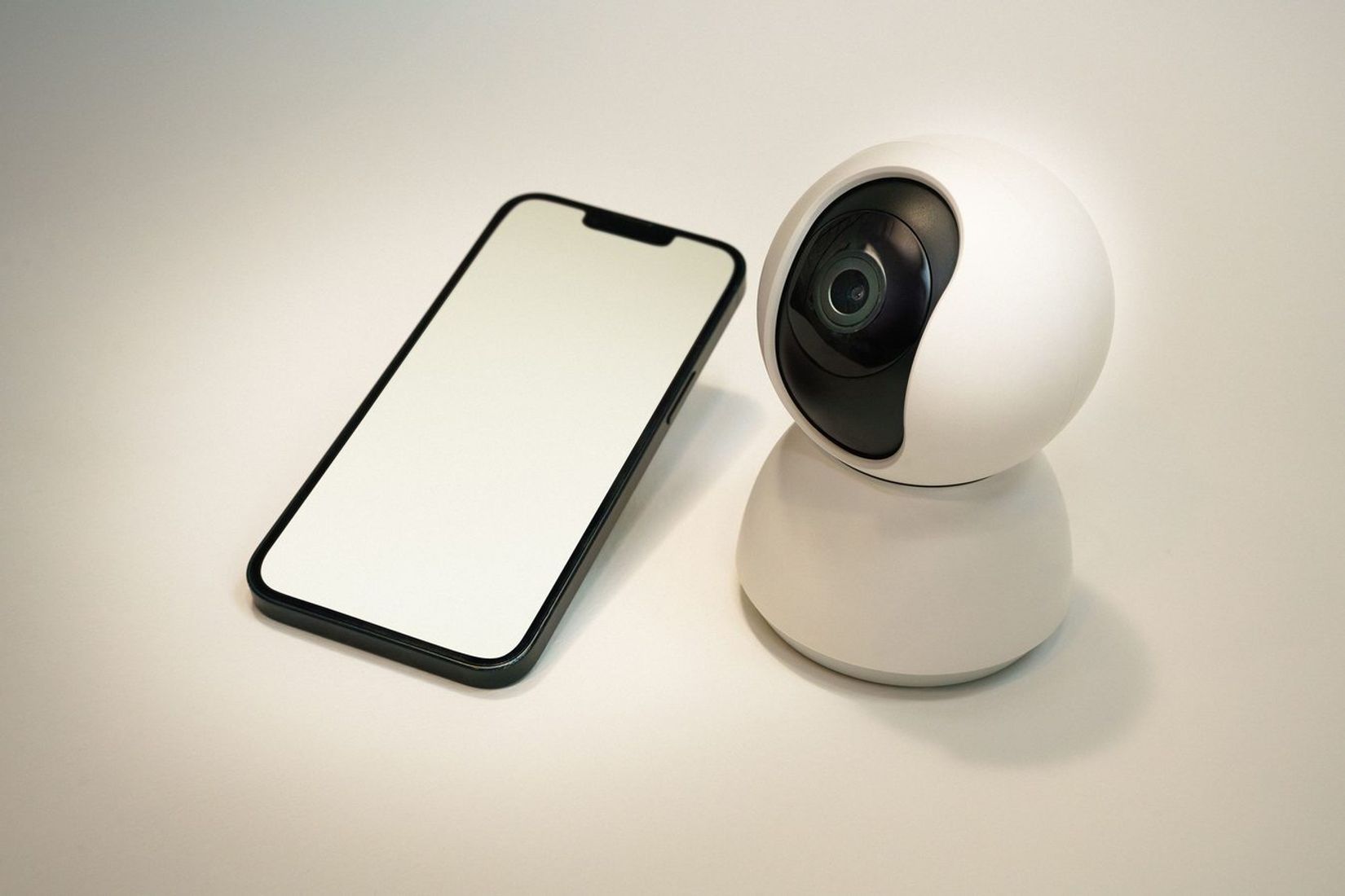 Apple ruošia namų saugumo paslaugą, kuri gali pakeisti išmaniųjų namų rinką