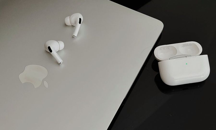 „AirPods Pro 3“ atpigo iki 179 dolerių – pigiausia, kiek buvo