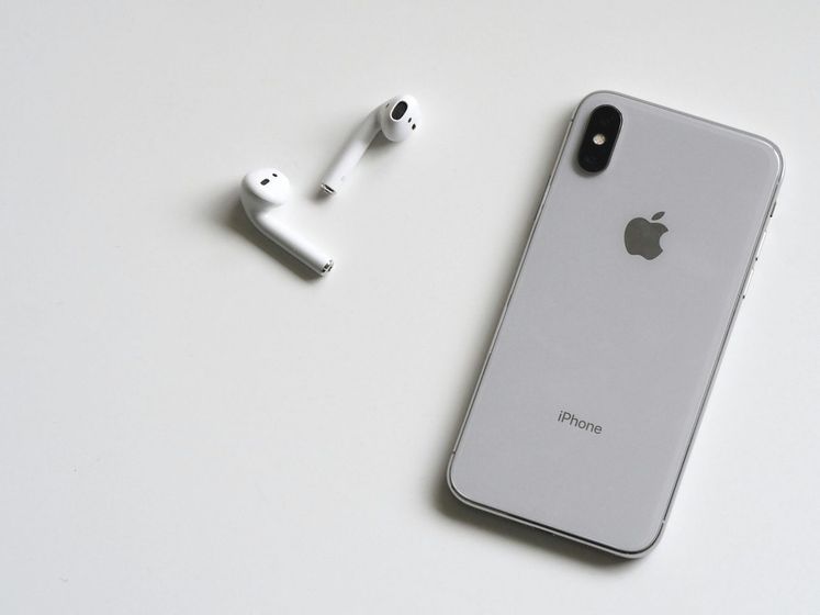 Dešimtmetį kauptas chaosas: „Apple" pagaliau pertvarko „AirPods" nustatymus