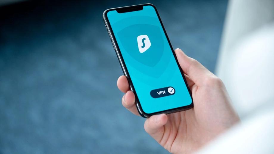 Apple siunčia perspėjimus 110 šalių vartotojams dėl šnipinėjimo atakų