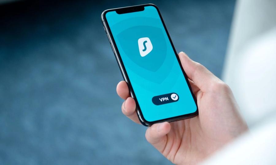 Apple siunčia perspėjimus 110 šalių vartotojams dėl šnipinėjimo atakų