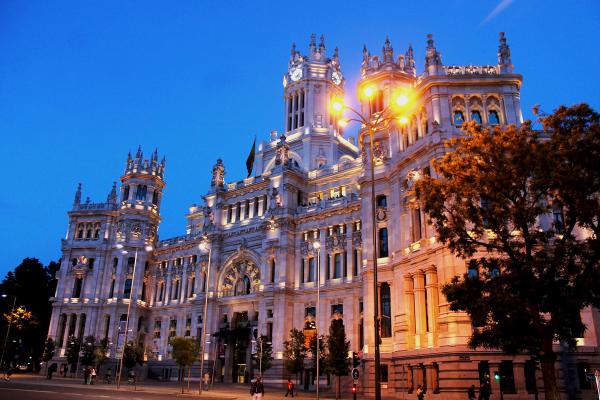 Miami to Madrid: Complete Guide to 6 Airlines' Fall 2025 Routes