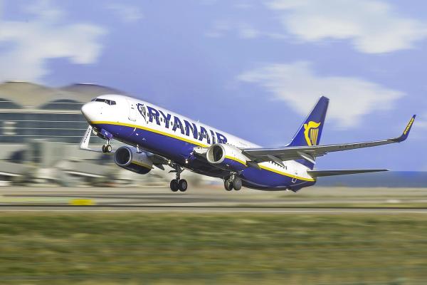 Ryanair Rewards 2024: How to Earn & Maximize Flight Points
