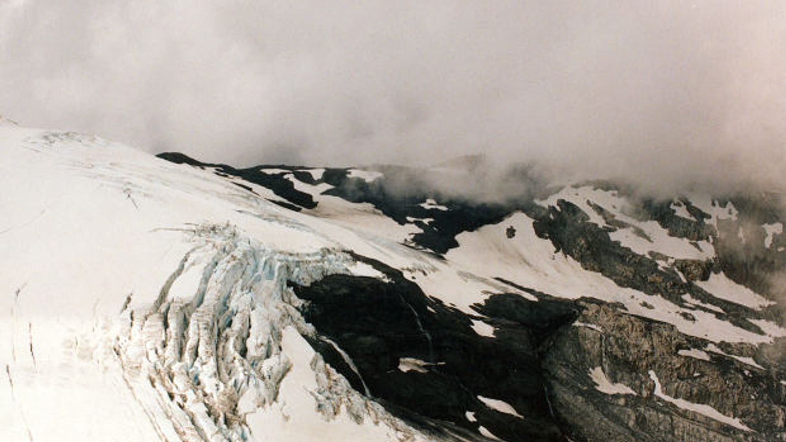 Patagonia's Best Ski Deals: August 2025 Lodge Stays Under $200