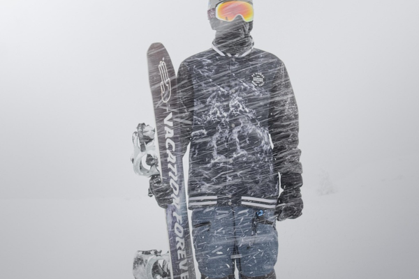 Ultimate Guide to Flying with Sports Equipment: Airline Fees Decoded