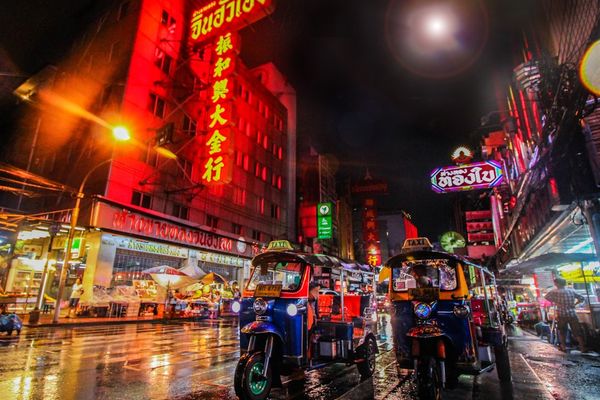 Vegas to Bangkok Direct: Ultimate 72-Hour Weekend Getaway Guide
