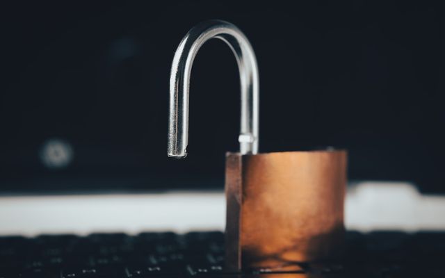 CycloneDX ou SPDX : quel format SBOM choisir pour le Cyber Resilience Act ?