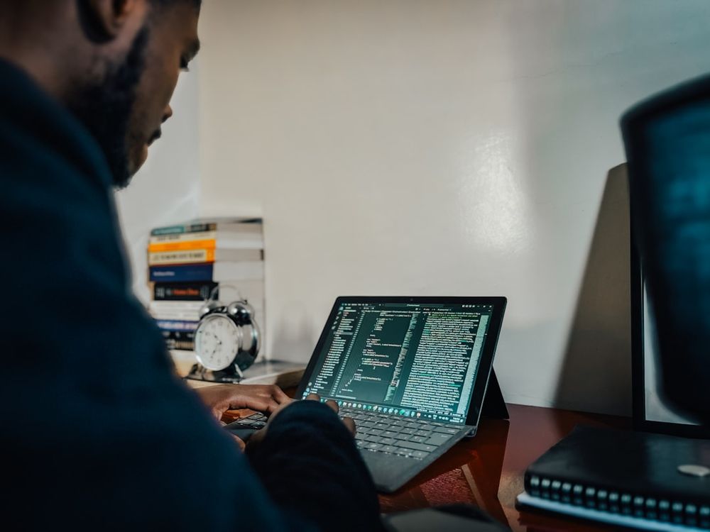 Maîtriser l'empreinte logicielle de vos solutions IA