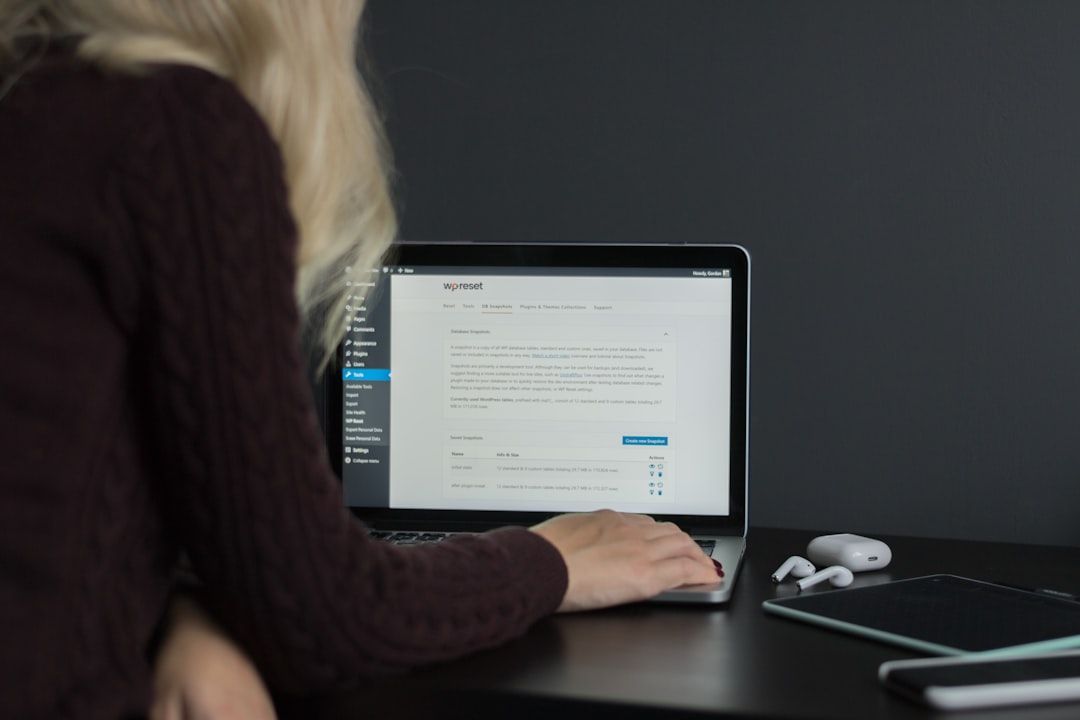 CRAcheck : Simplifiez votre Déclaration UE de Conformité CRA