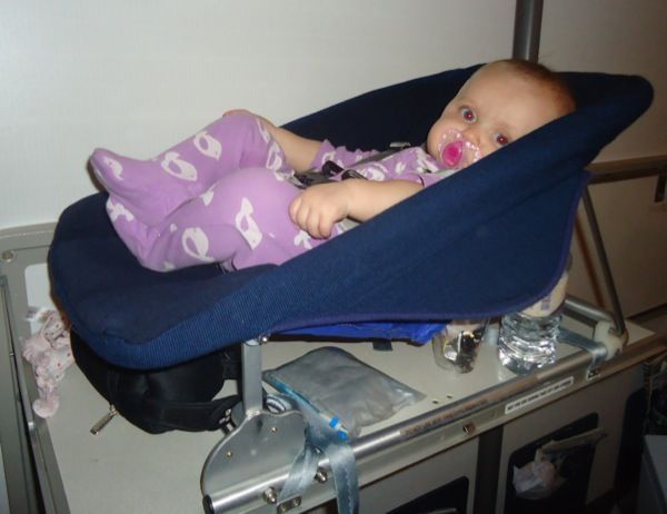 AT Sky in car seat bassinet