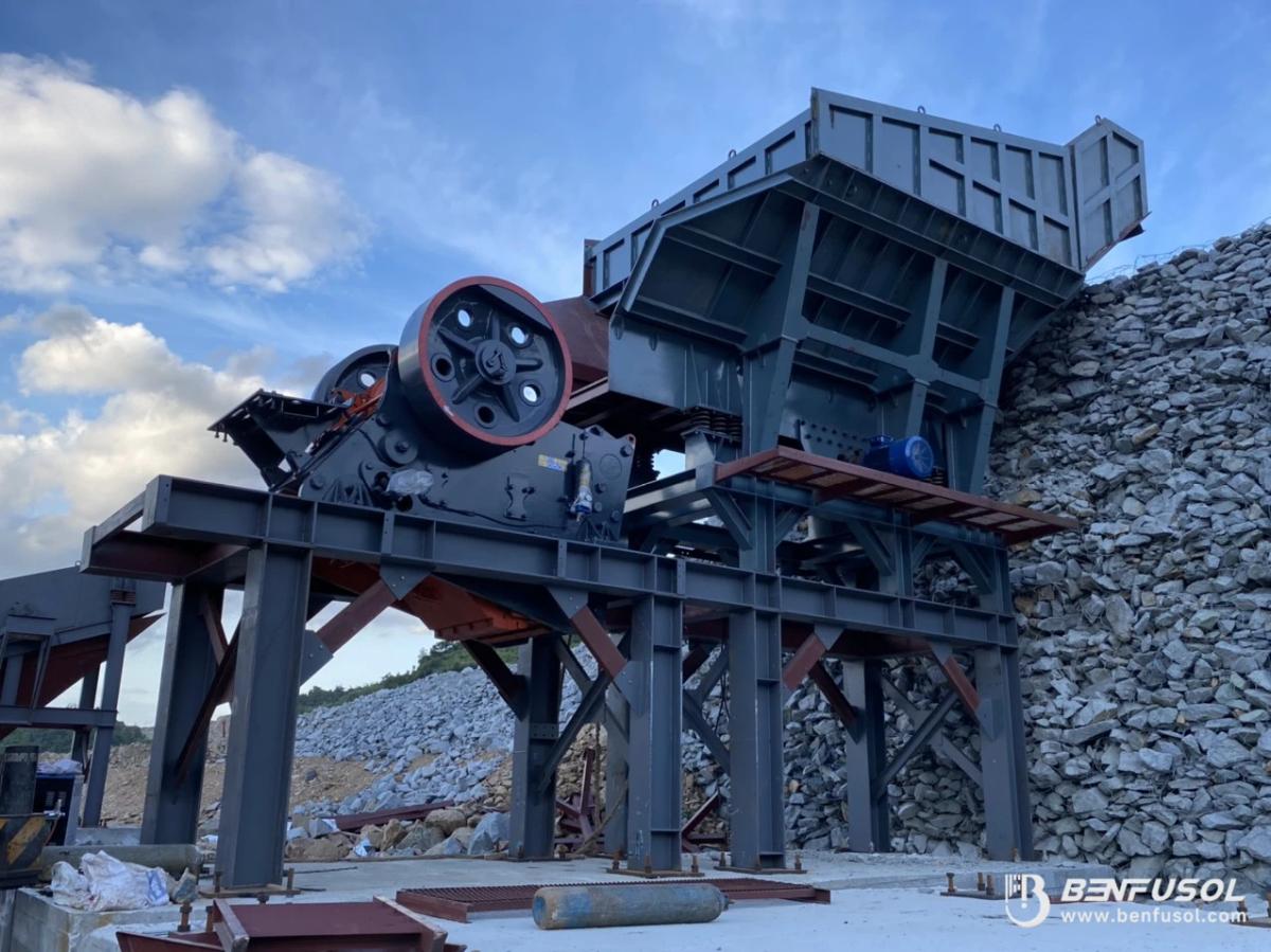 Máy nghiền hàm xử lý đá xây dựng Benfusol