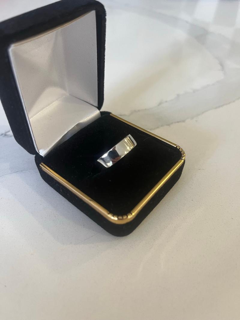 Polished White Gold Plain Wedding Band