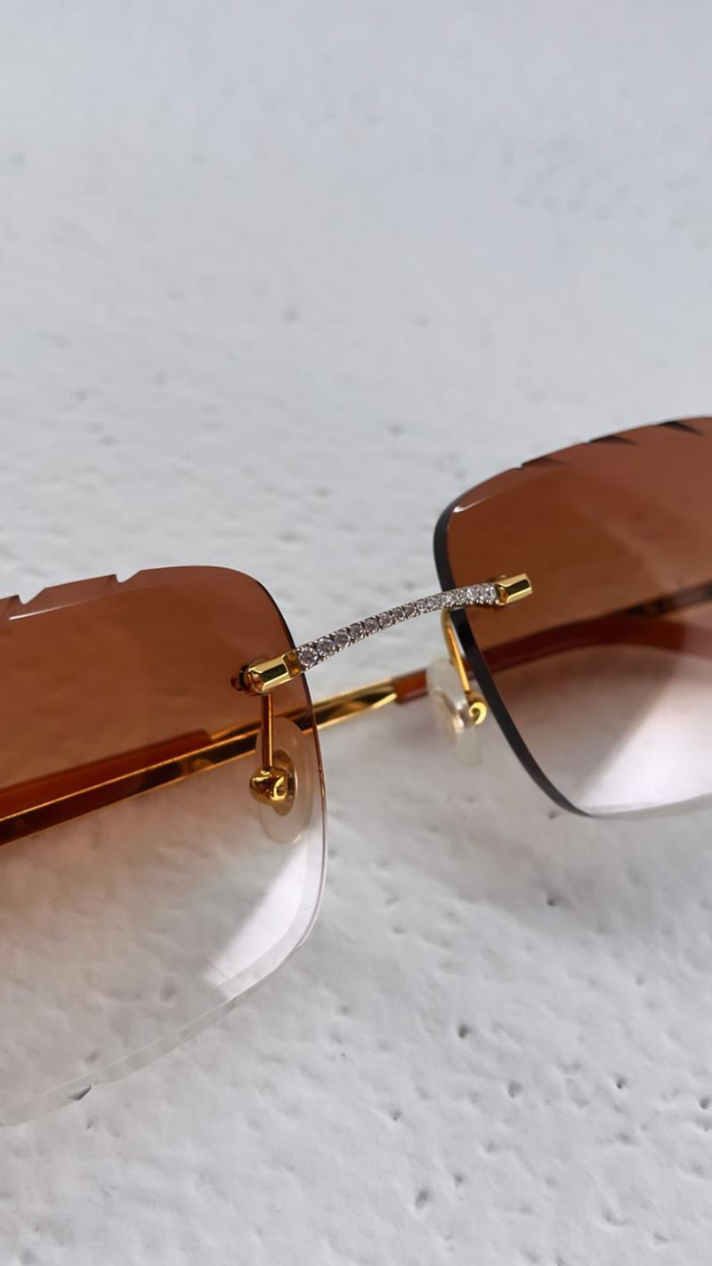 Rimless Diamond-Bridge Sunglasses in Gold