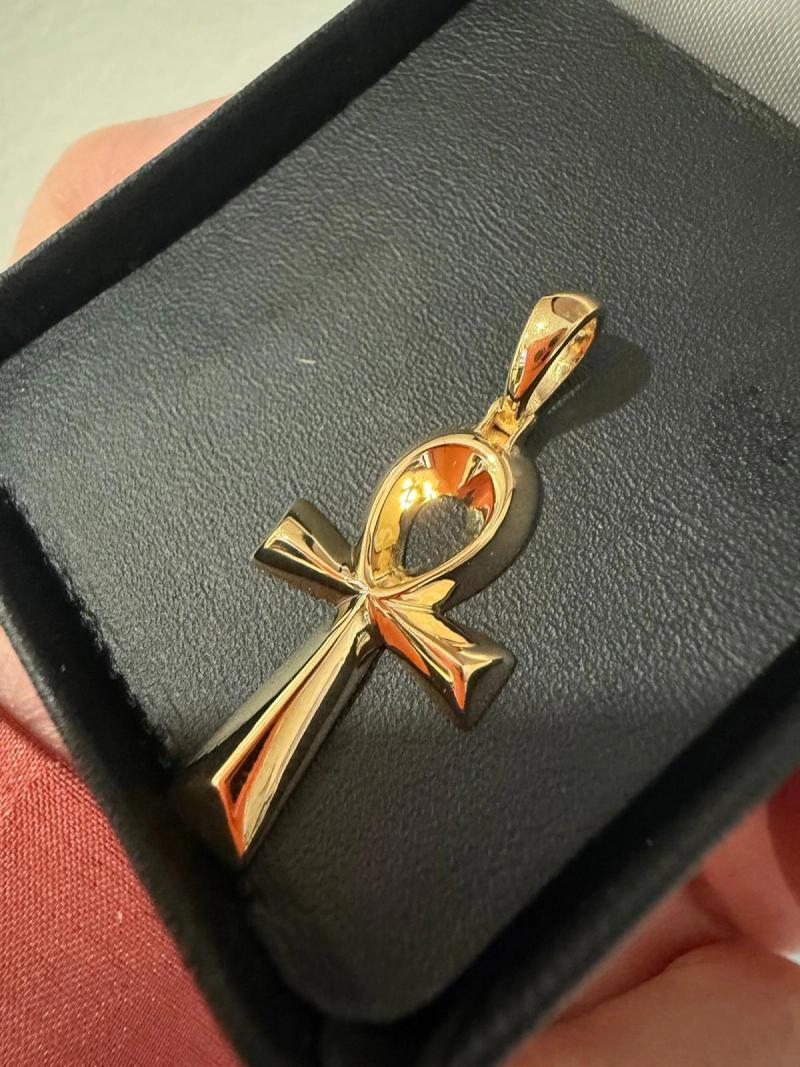 Gold Solid Ankh Pendant