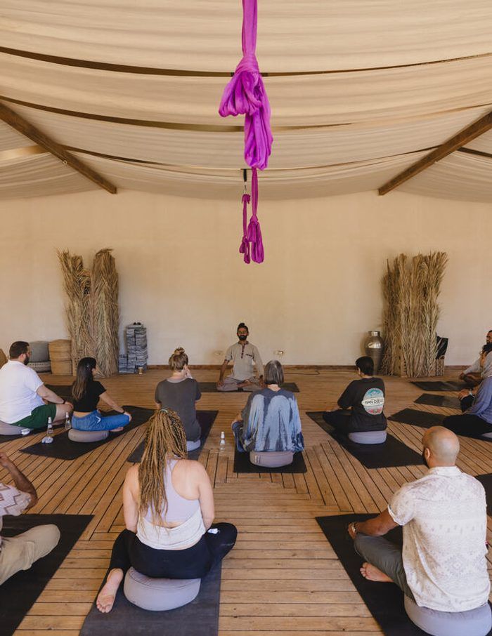 Closing circle