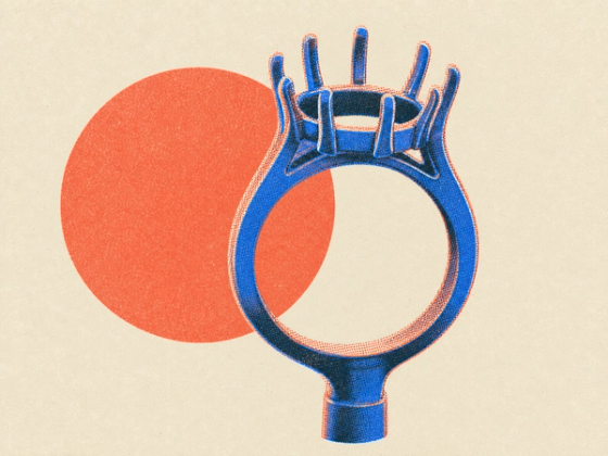A castable ring pattern with a claw crown around an empty setting and a casting sprue below
