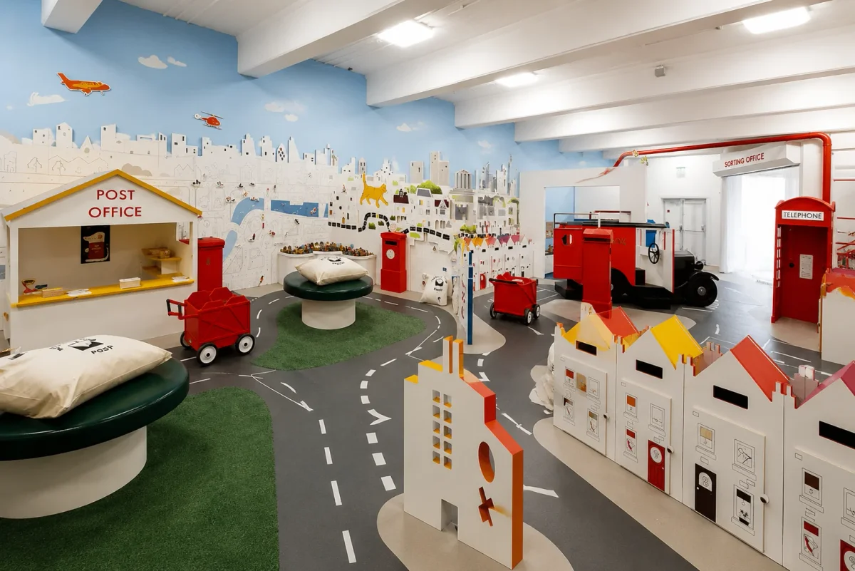 Indoor play and younger-child birthday space | Partyfer