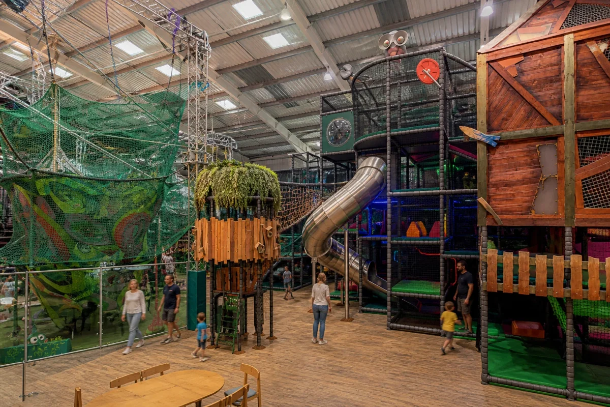 Animal and nature-led birthday place in London with discovery play and adventure-style spaces | Partyfer