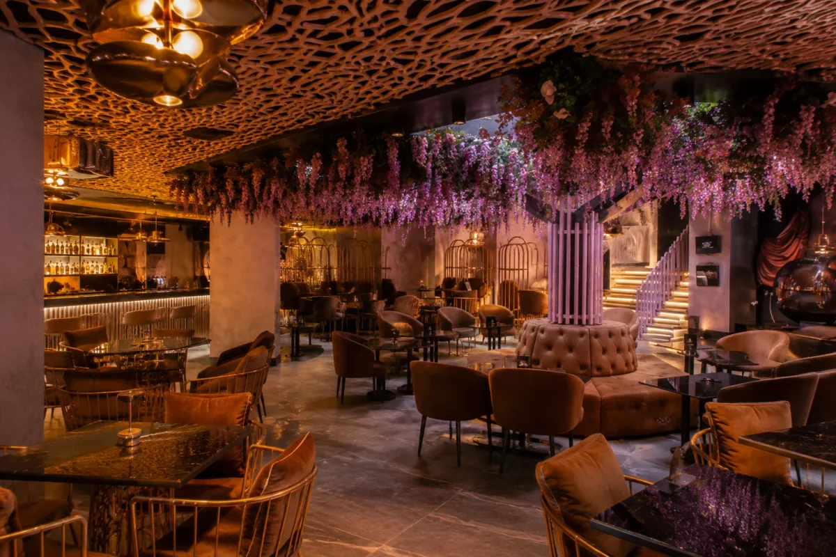 Stylish restaurant birthday dinner near Wood Green | Partyfer