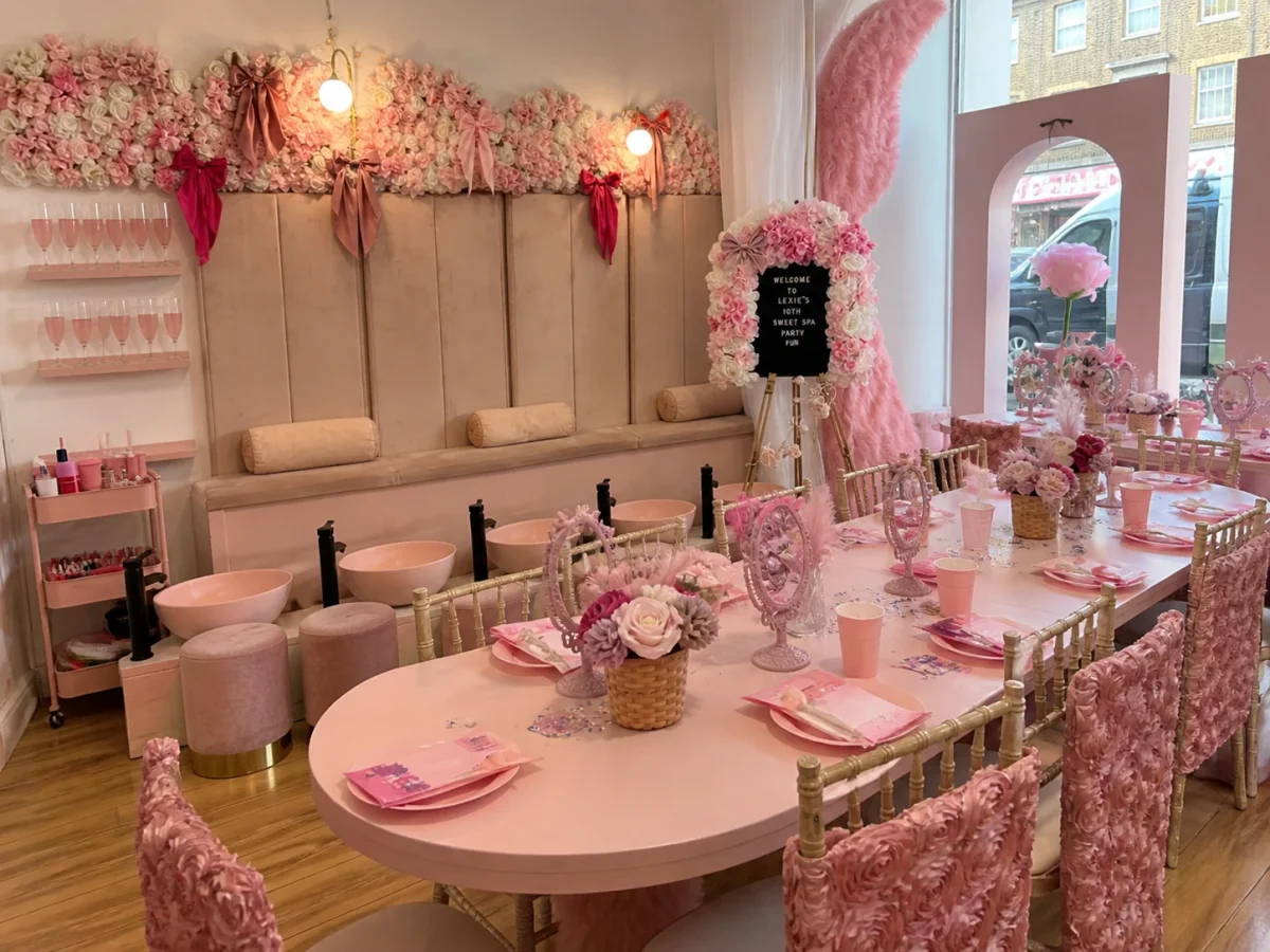 Princess spa-themed kids birthday room in London with floral styling and pamper stations | Partyfer
