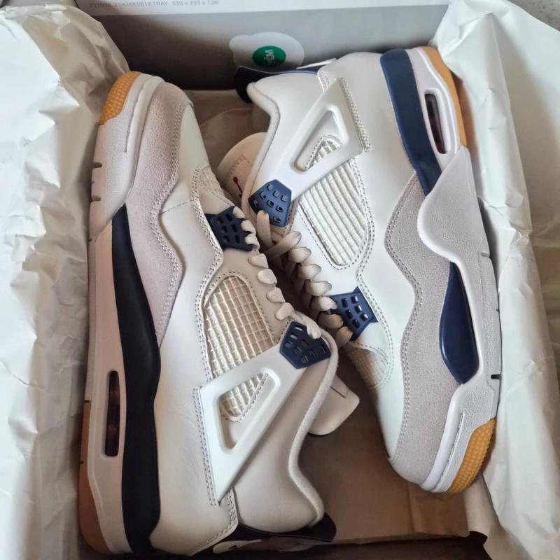 Jordan 4 SB Navy - vista secundaria