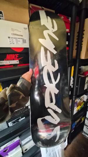 Supreme Futura Skateboard — 2
