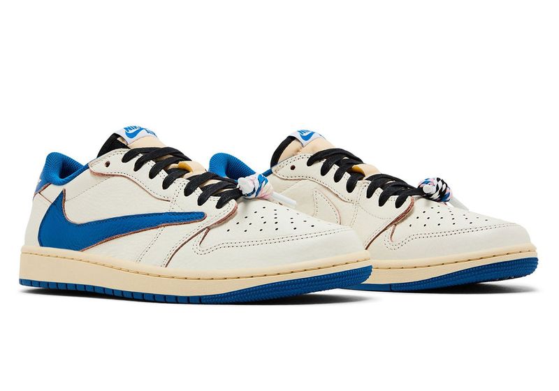 Jordan 1 Low Travis x Fragment — 1