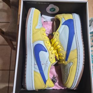 Jordan 1 Low OG SP Travis Scott Canary — 4