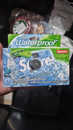 Supreme FujiFilm Waterproof Camera — 4