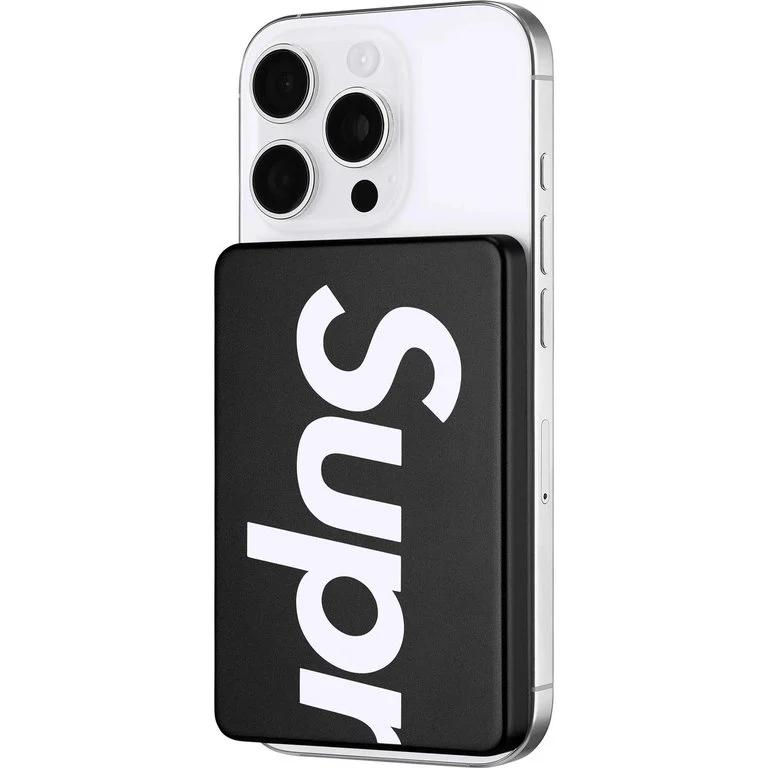 Supreme/mophie Qi2 Powerstation — 1
