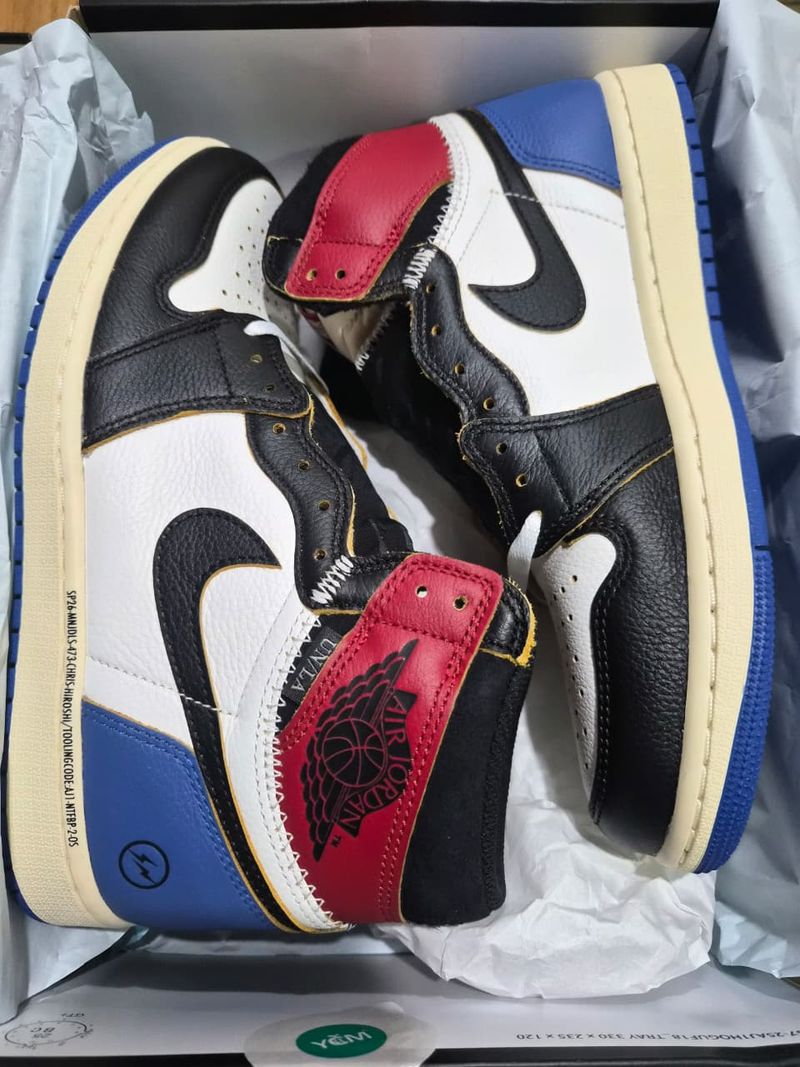 Jordan 1 High x Union x Fragment Black and Varsity Red - vista secundaria