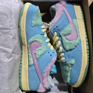 Nike SB Dunk Low Verdy Visty — 4