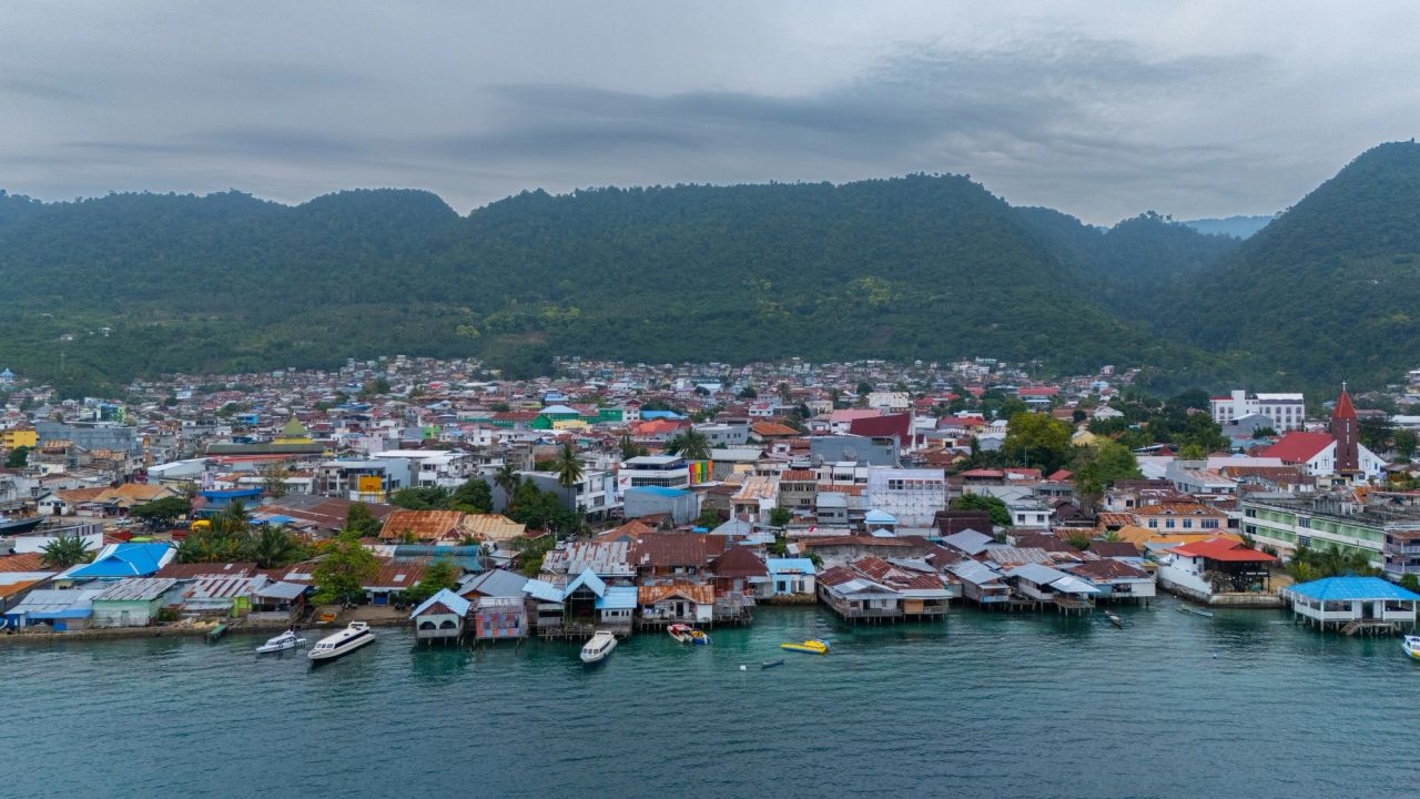 Approach Bajau Villages Respectfully