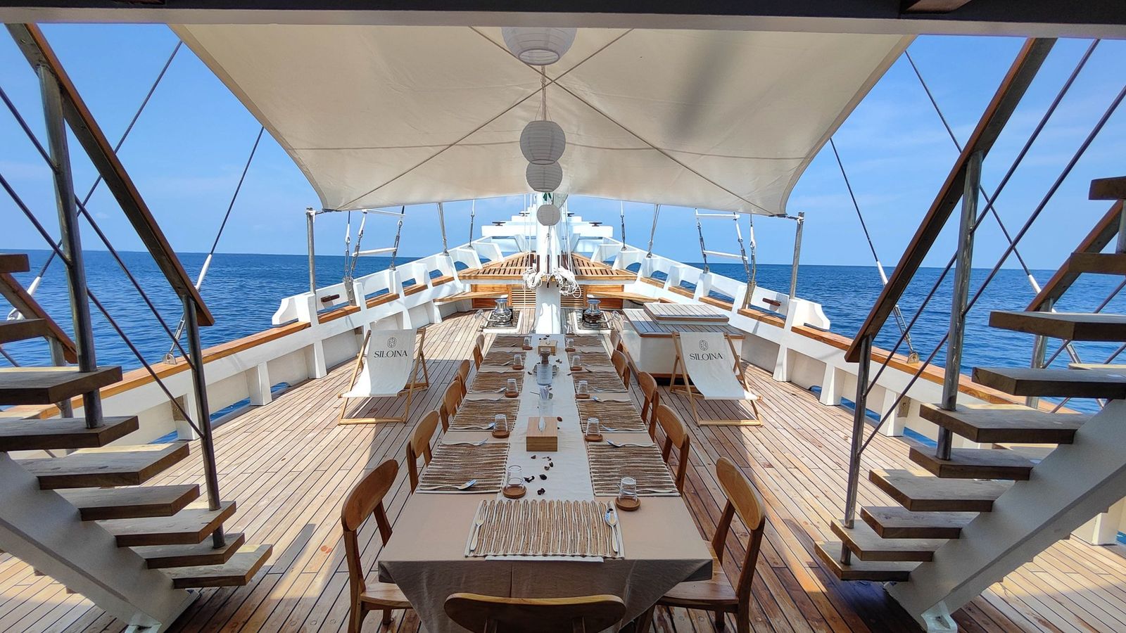 Siloina: The Boat The Boat 1725413923608