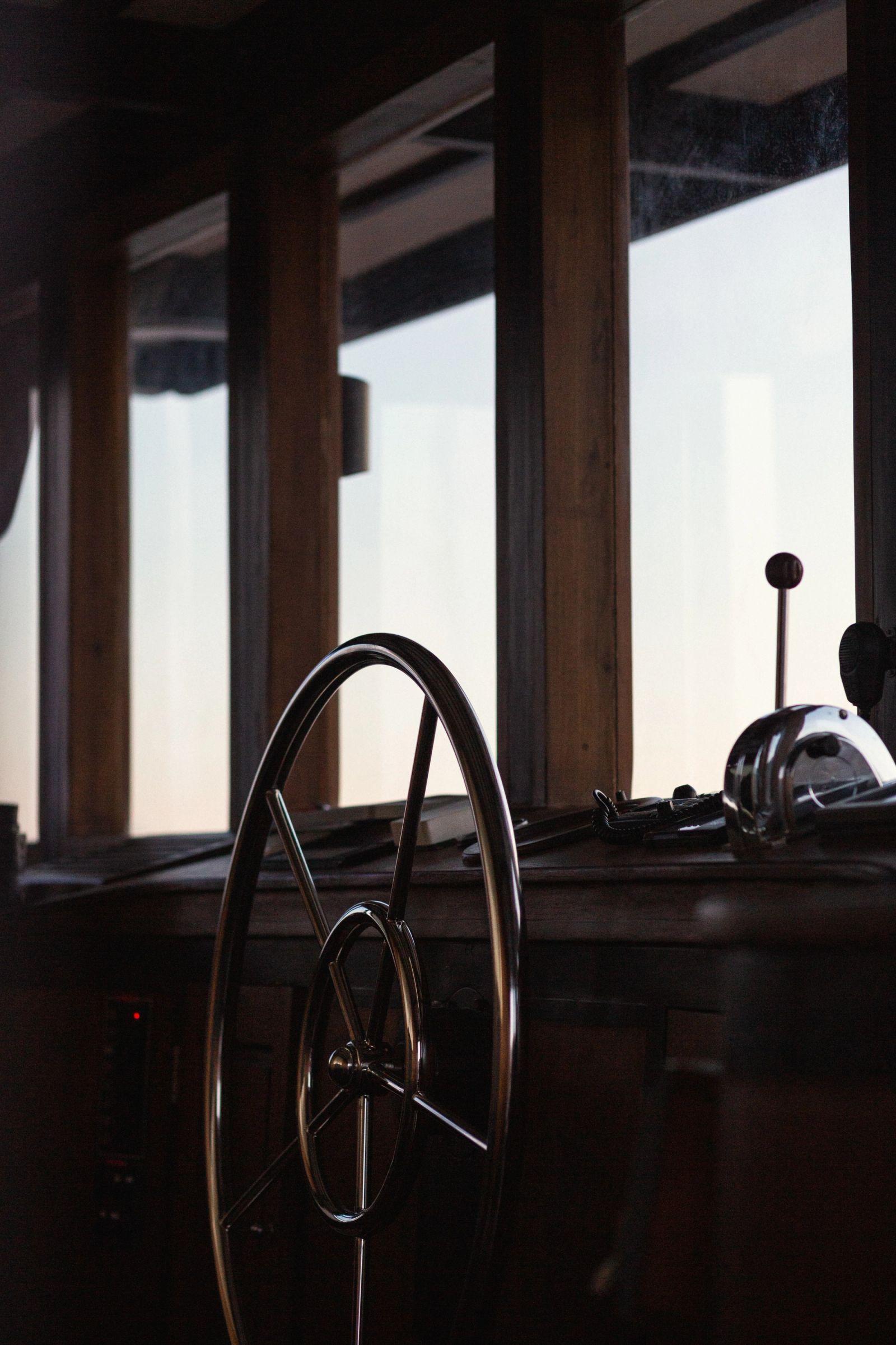 The wheel and instruments in Vela's wheelhouse