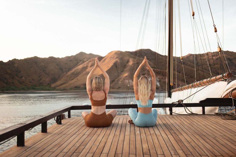 Couples & Honeymoons